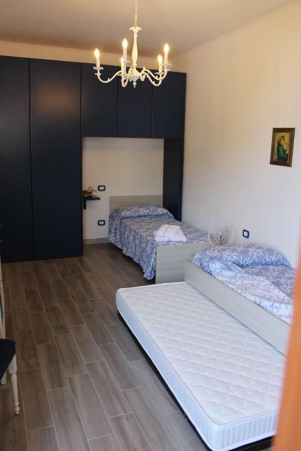 Seaview Apartment Monterosso, Cinque Terre Монтероссо-аль-Маре Экстерьер фото