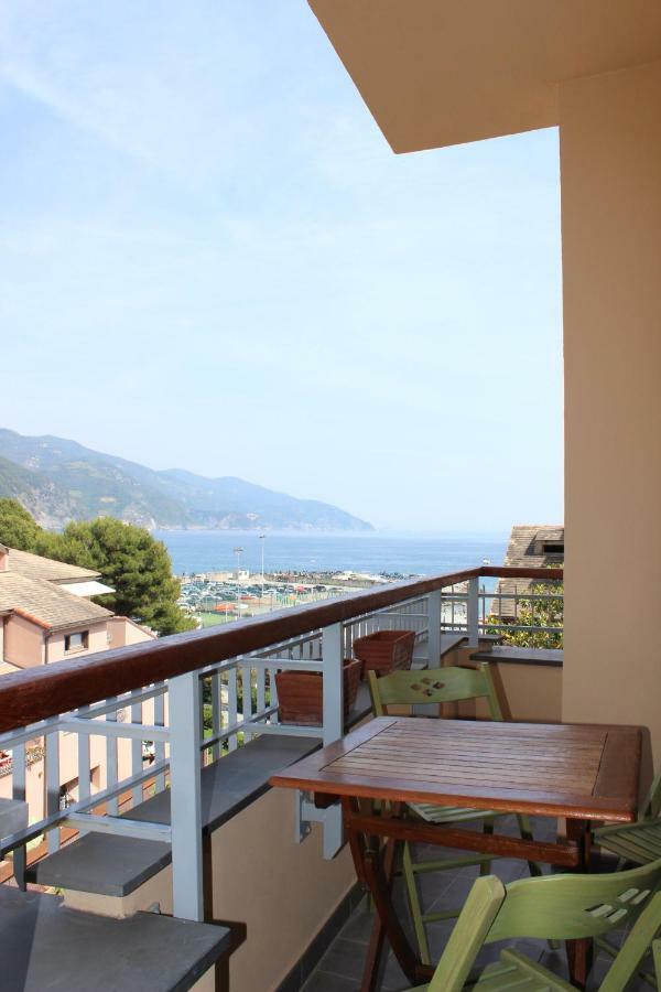 Seaview Apartment Monterosso, Cinque Terre Монтероссо-аль-Маре Экстерьер фото